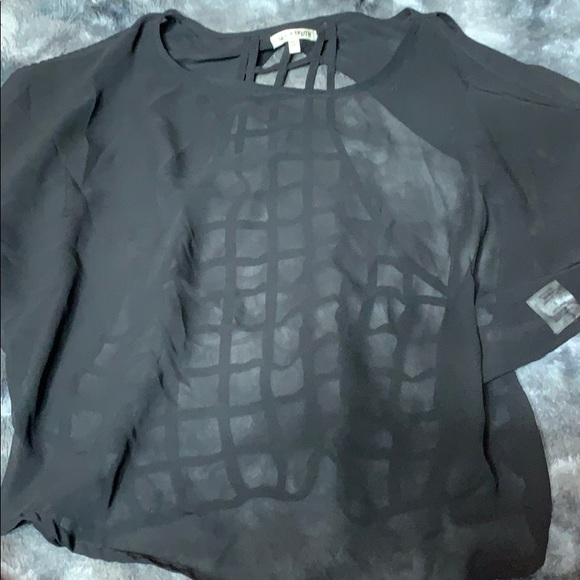 Top - Picture 2 of 2